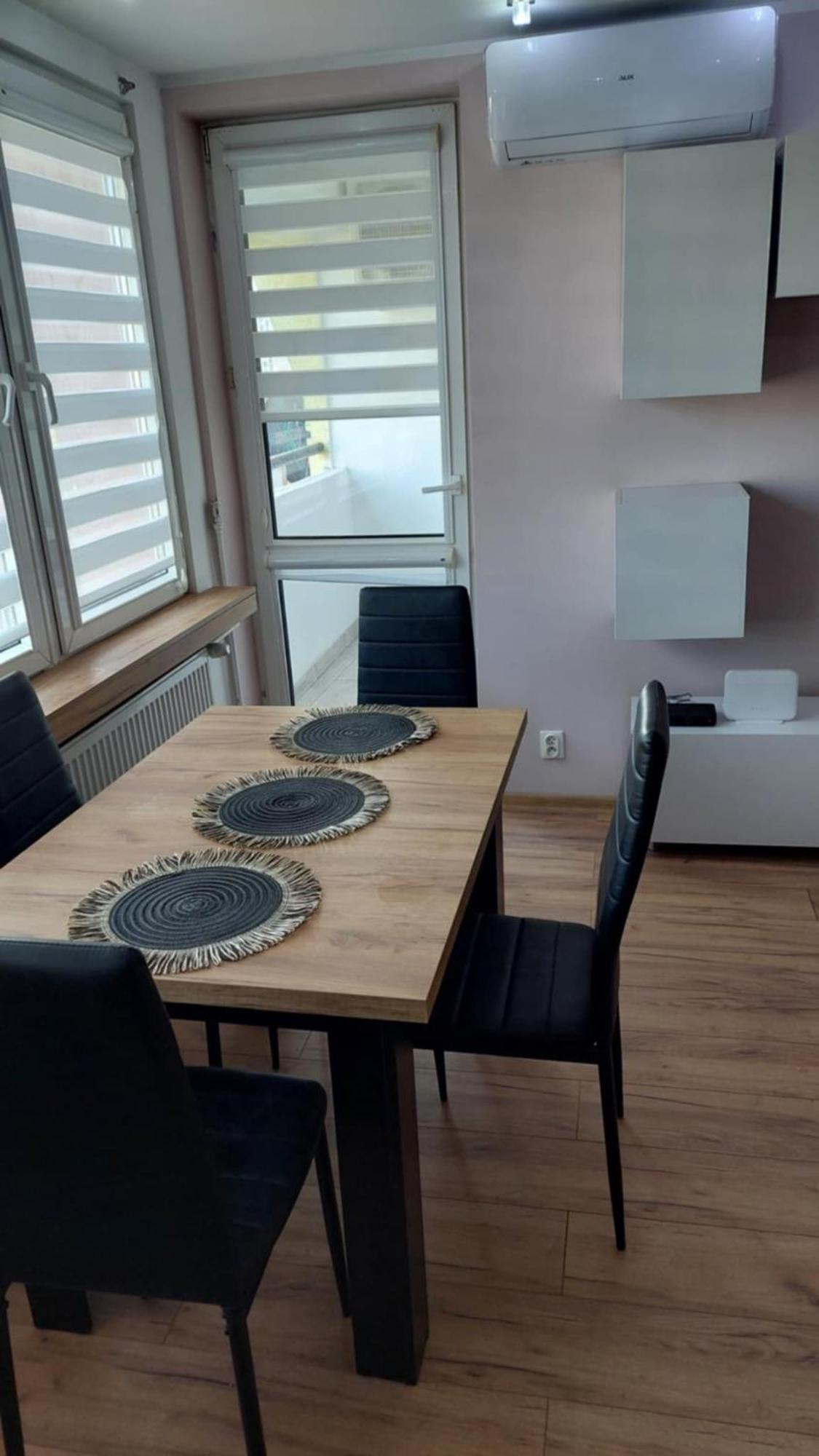Ekskluzywny W Centrum Z Klimatyzacja I Balkonem Apartment Lubin (Lower Silesia)